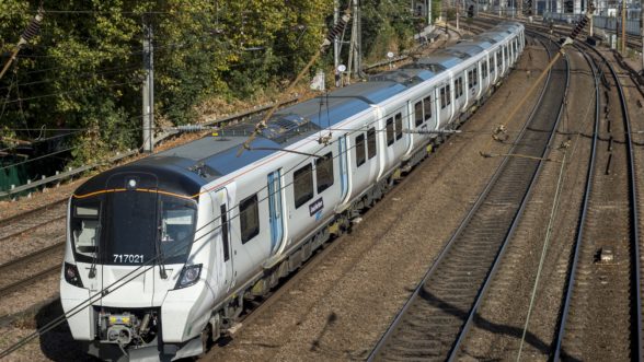 Great Northern 717 train