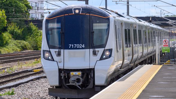 Great Northern train and platform