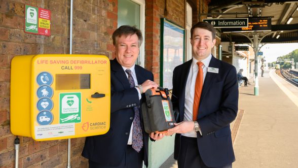 Southern, Great Northern and Thameslink now have publicly accessible life-saving defibrillators at all their 238 stations. Marking this, at Three Bridges station near Crawley is local MP Henry Smith (left) and Southern Customer Services Director Chris Fowler